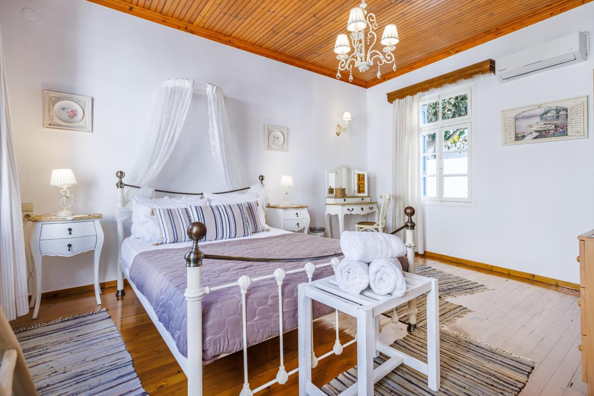 Villa Yiannoula Skopelos Town Exterior photo